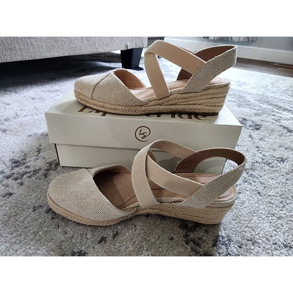 Life Stride Shoes - NEW Women's Kimball Wedge Espadrilles Natural Gold Canvas Fabric Size 8M